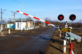 Закон обязывает. Уже в Марте на переездах установят новые камеры.